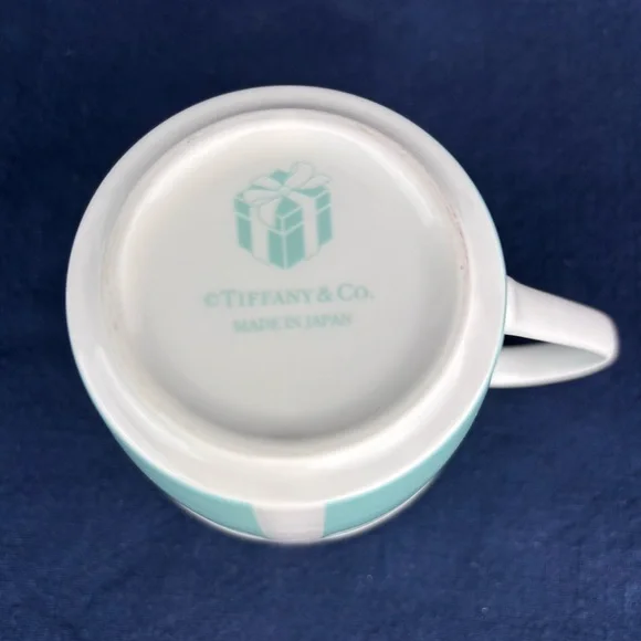 Tiffany & Co Blue & White Bow Coffee / Tea Cup Perfect Gift Mother’s Day - Picture 2 of 6